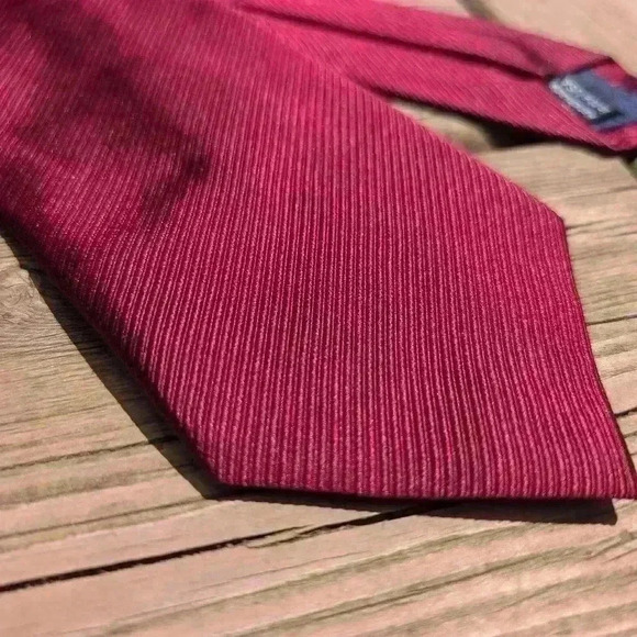 Vintage Neiman Marcus red silk  tie - Picture 3 of 8